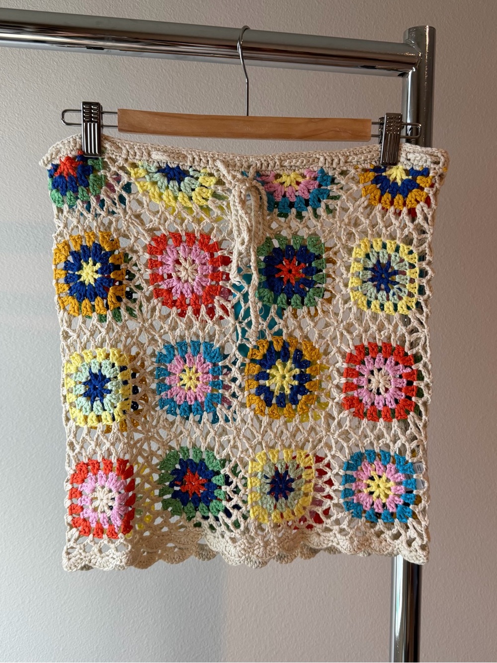 Sense Boutique Brand Size Medium Crochet Mini Skirt Cream Granny squares NWT